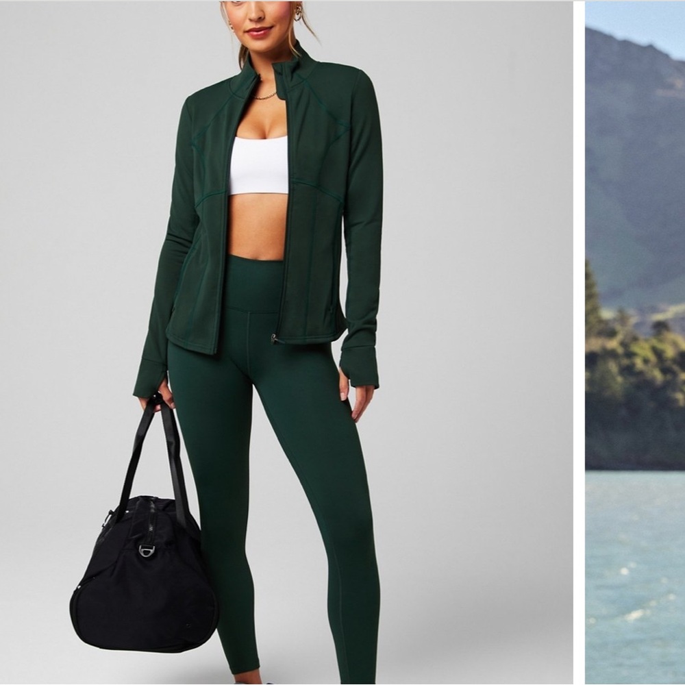 NEW WITH TAGS FABLETICS SET
